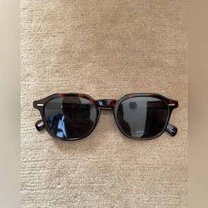 Raen Clyve sunglasses